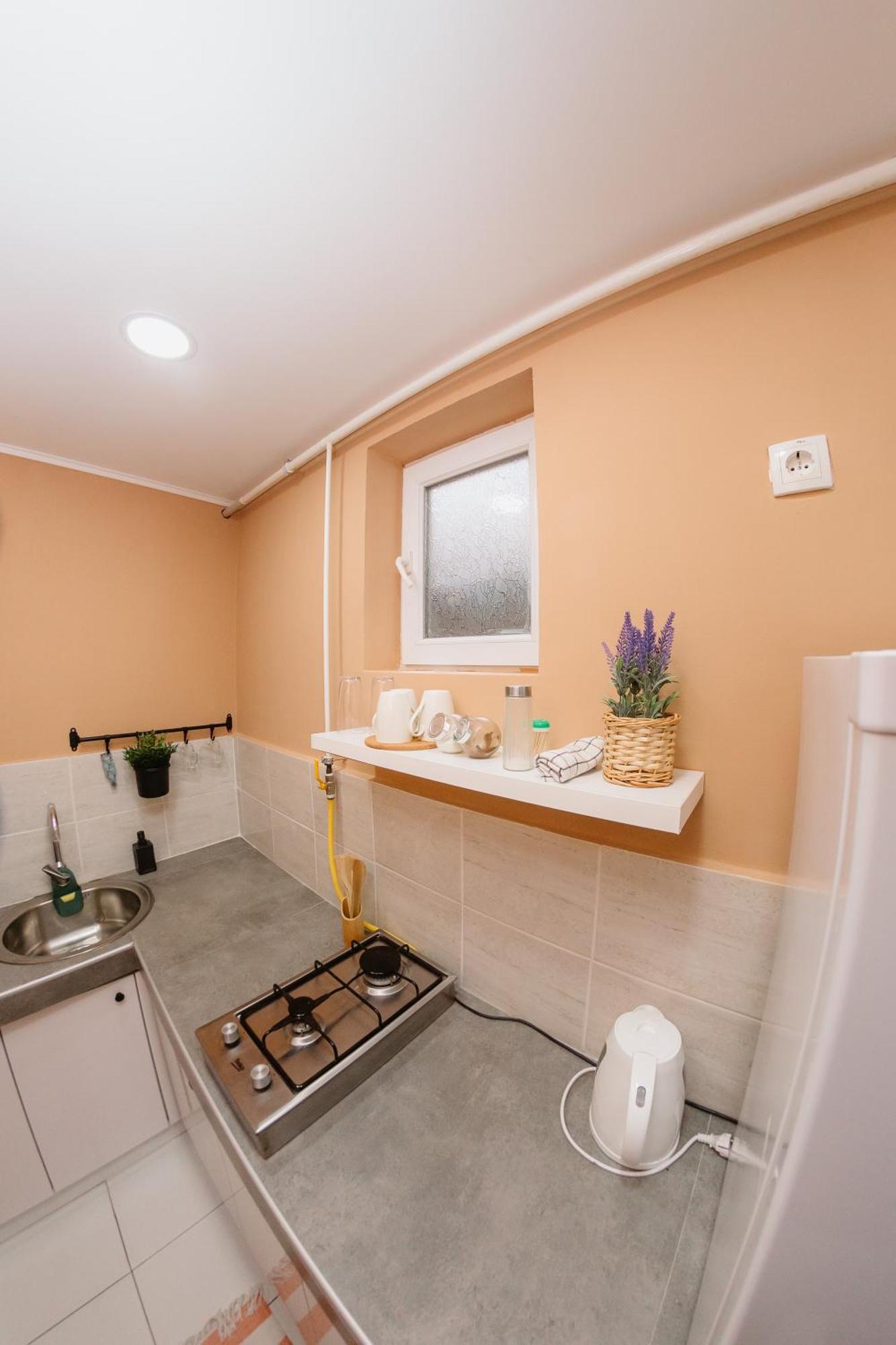 Guest House Lila Sombor Luaran gambar